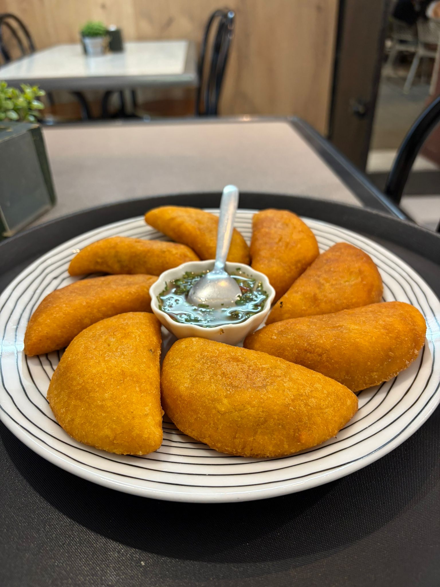 Empanadas colombianas El Madroño Sevilla